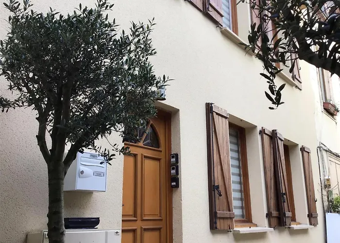 Appartement Cinéma vidéo-projecteur et garage